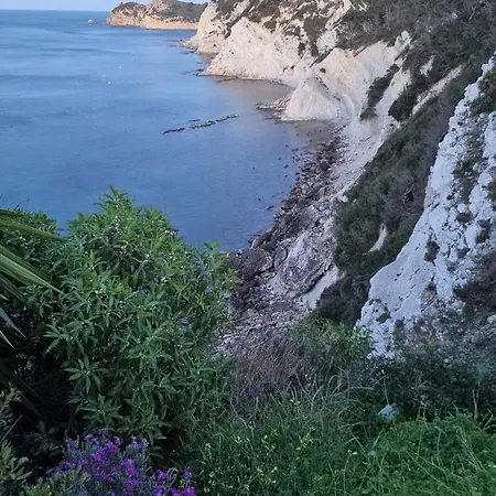 Cala Blanca